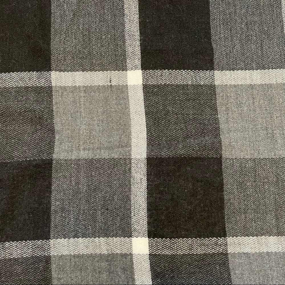 Vince Camuto soft rectangle scarf in shades of black and gray plaid - Picture 4 of 4